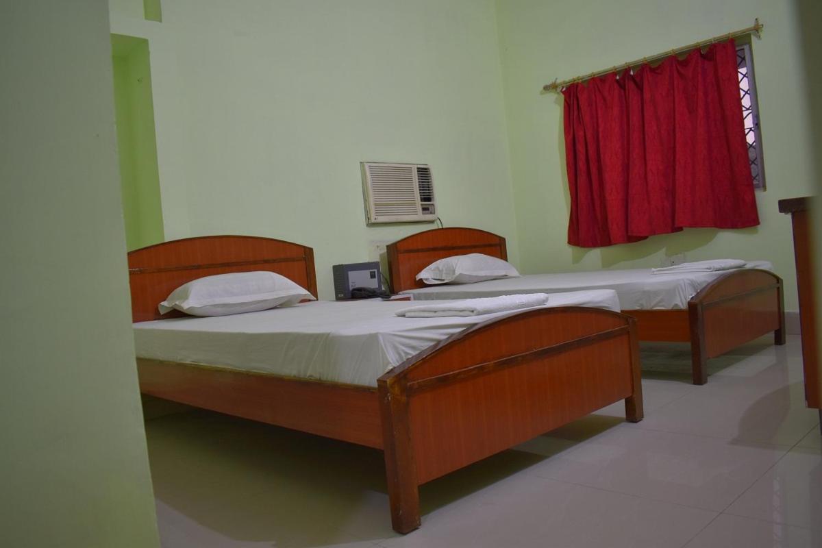 Hotel Diamond Plaza Rajgir Exterior photo