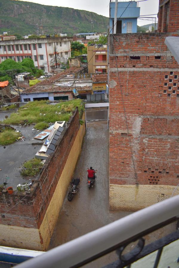 Hotel Diamond Plaza Rajgir Exterior photo